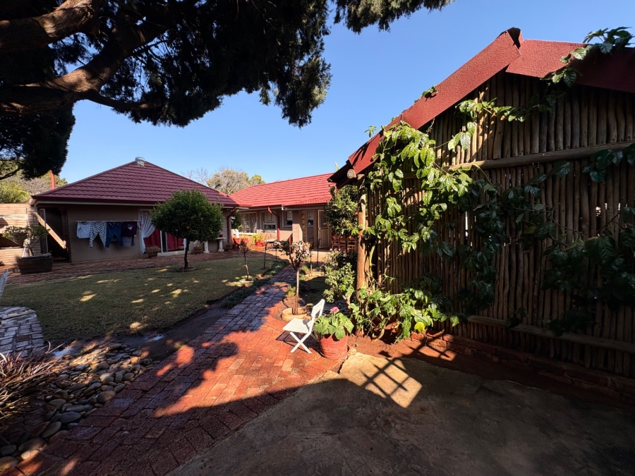 4 Bedroom Property for Sale in Wilkoppies North West